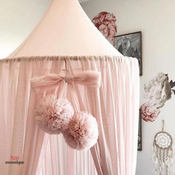 Moustiquaire décorative avec pompons colorés