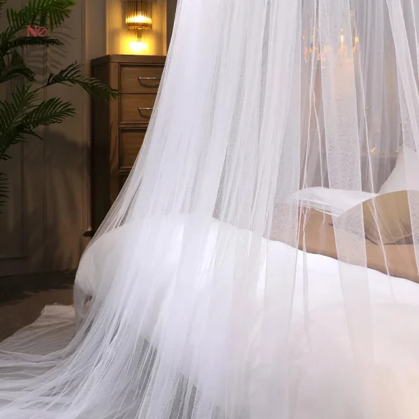 Protection de lit avec moustiquaire ronde