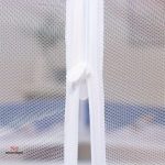Tente bleue pour camping sans moustiques